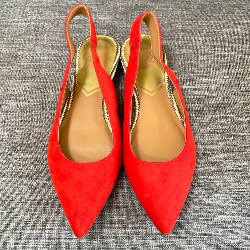 Women’s DV8 Dolce Vita Aiken slingback flats, Red-Orange, size 6.5, pointy toed.